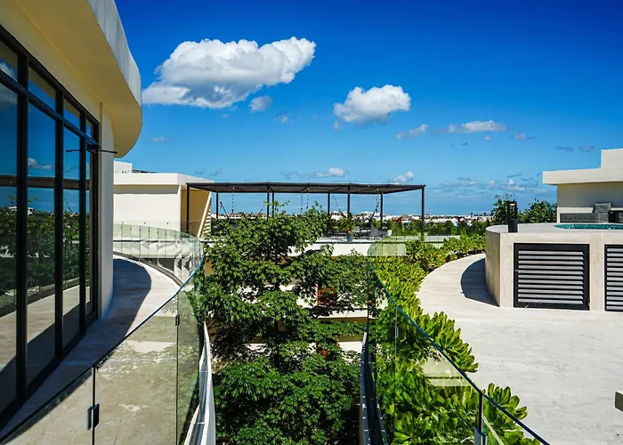 Oasis Jungle Views, 4 Pools & Near *