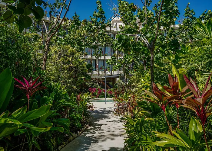 Apartment Oasis Jungle Views, 4 Pools & Near Tulum